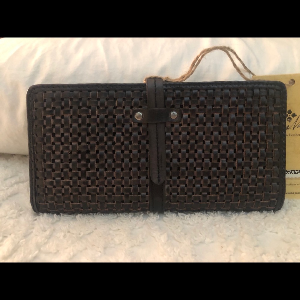 New Patricia Nash Italian leather wallet brown